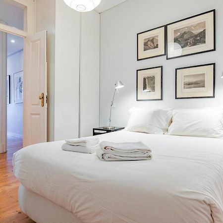 Castelo Design Aparment W/ Balcony & Super View By Lovelystay Lisabona Exterior foto